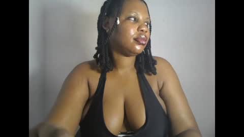 Snapshot of oneofdbestchubbygaloncb chatting on July 2, 3:23 am oneofdbestchubbygaloncb online show from July 2, 3:23 am