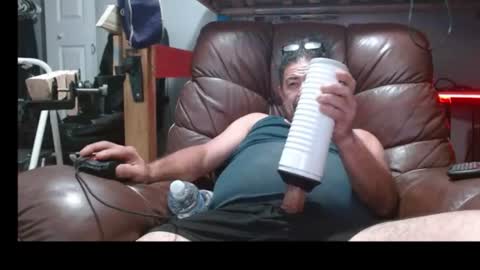 Snapshot of onewayallday chatting on July 14, 10:21 am onewaykenny online show from July 14, 10:21 am