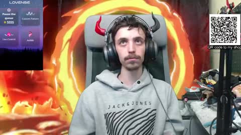 Snapshot of oni_hoshi chatting on February 28, 9:12 pm Oni hoshi online show from February 28, 9:12 pm