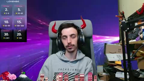 Snapshot of oni_hoshi chatting on October 11, 4:49 pm Oni hoshi online show from October 11, 4:49 pm