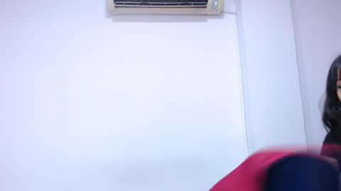 onixandghosty online show from April 2, 7:00 pm