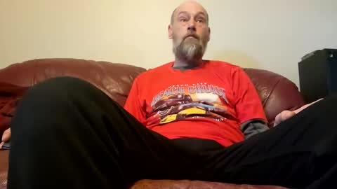 only01love online show from February 22, 7:45 pm