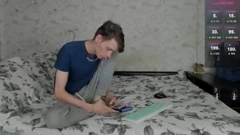 Erick  online show from April 15, 5:58 am