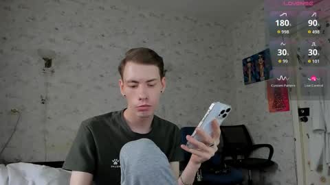 Erick  online show from May 24, 9:47 am
