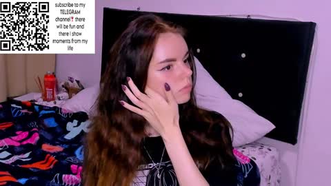 only_sarah1 online show from December 2, 11:07 pm