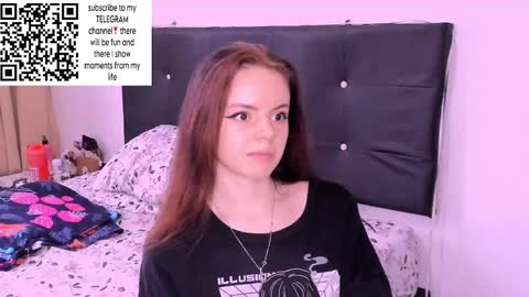 only_sarah1 online show from December 10, 10:47 pm