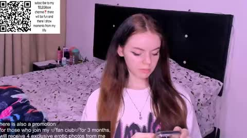 only_sarah1 online show from January 13, 11:49 pm