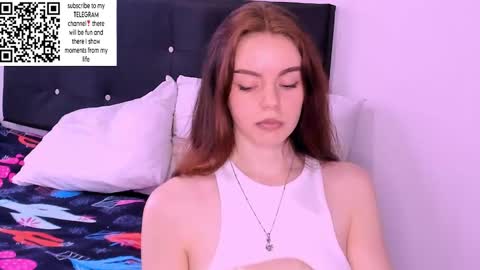 only_sarah1 online show from February 26, 10:53 pm