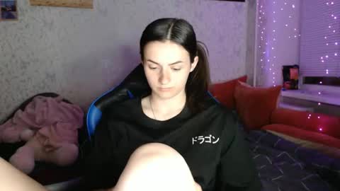 Amalia online show from April 5, 6:05 pm