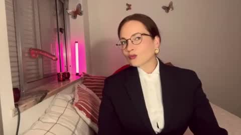The cutest model on this site online show from June 10, 8:30 pm