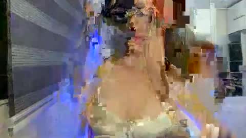 Snapshot of onlyprincess142325 chatting on December 14, 9:36 am onlyprincess142325 online show from December 14, 9:36 am