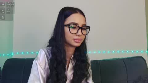 Xandra online show from January 18, 8:20 am