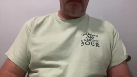 Snapshot of onthedlhere chatting on December 26, 3:31 pm onthedlhere online show from December 26, 3:31 pm