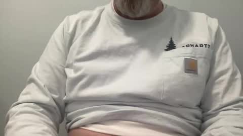 Snapshot of onthedlhere chatting on February 26, 3:11 pm onthedlhere online show from February 26, 3:11 pm