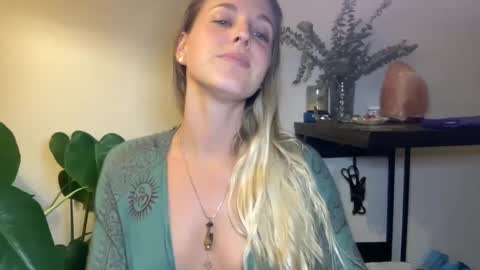 onyx_unleashed online show from December 3, 5:09 am