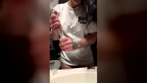 Snapshot of oojoleneoo chatting on February 7, 12:09 pm Jolene online show from February 7, 12:09 pm