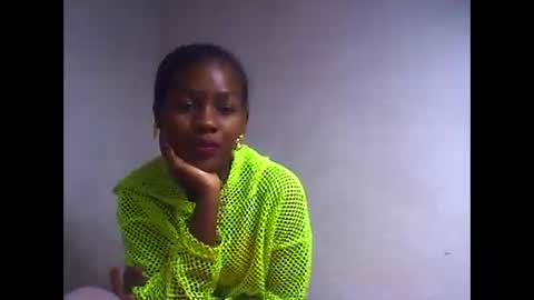 oooorazanasoa online show from May 28, 6:21 am