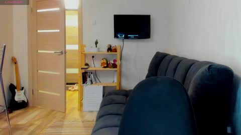 Britney online show from April 2, 1:42 pm