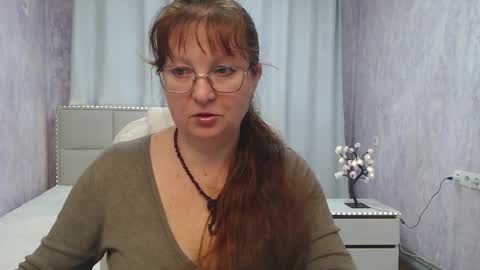 Snapshot of oovanessahotts chatting on May 29, 5:27 am Vanessa online show from May 29, 5:27 am