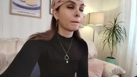 ophelia blue online show from January 17, 12:21 pm