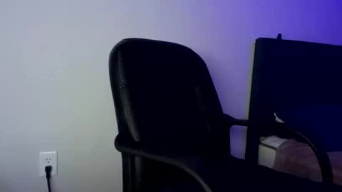 oralking123 online show from December 6, 3:08 am