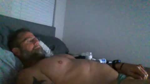 Snapshot of oralking123 chatting on March 1, 8:27 am oralking123 online show from March 1, 8:27 am