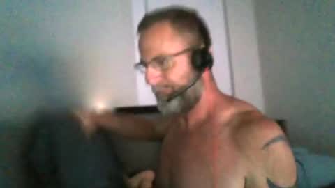 oralking123 online show from August 9, 3:55 am