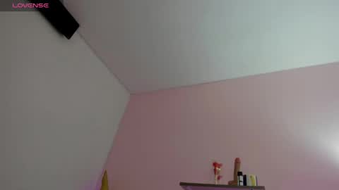 Miss Guzman  online show from May 11, 5:24 am