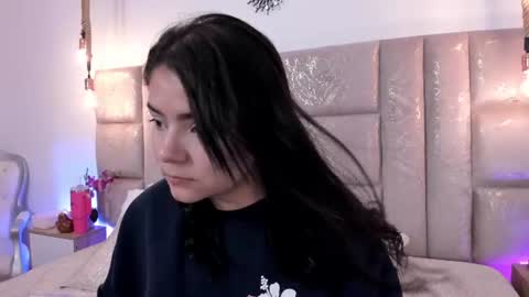 Miss Guzman  online show from July 2, 3:23 am