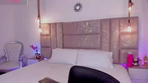 Miss Guzman  online show from July 29, 11:58 pm