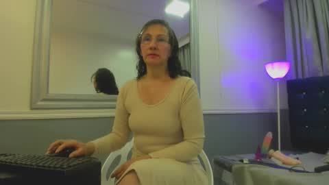 Oriana  online show from March 5, 11:28 am