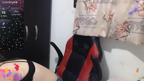 danna online show from December 2, 6:54 pm