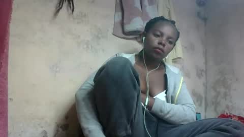 ornettee online show from October 8, 8:56 am