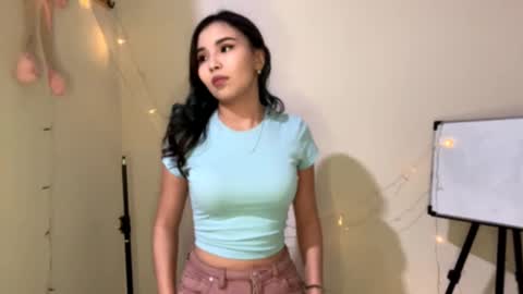 Angel online show from December 3, 11:30 am