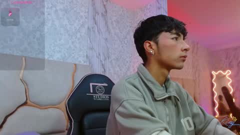 osamu_tay online show from March 23, 3:21 am