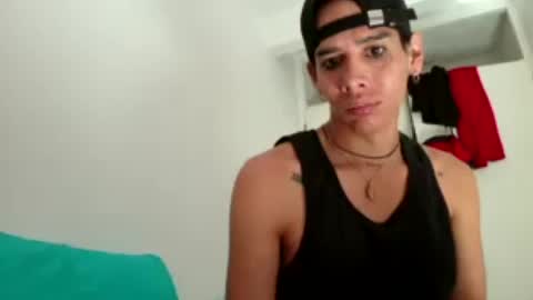 osarito3x online show from July 24, 2:37 pm