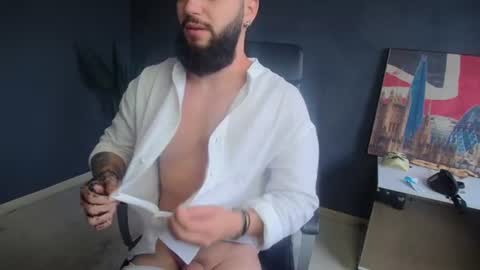 OscarWills online show from July 4, 4:18 am