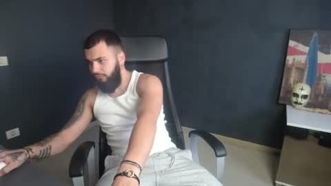 OscarWills online show from July 30, 4:33 am