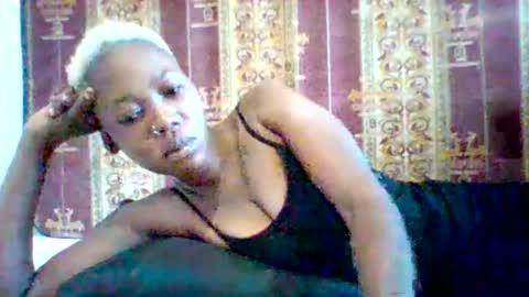 oshee444 online show from February 26, 6:34 am