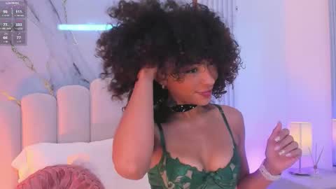Snapshot of oshun_25 chatting on September 16, 12:17 pm Oshun online show from September 16, 12:17 pm
