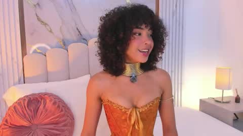Snapshot of oshun_25 chatting on October 2, 12:23 pm Oshun online show from October 2, 12:23 pm