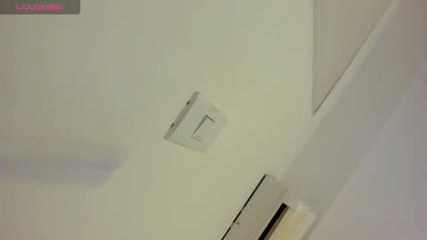 oshun_444 online show from March 17, 12:08 pm