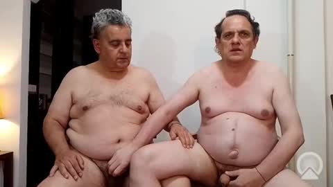 Osoandcub online show from April 5, 9:23 pm