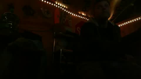 Snapshot of osonasty_ chatting on February 8, 3:32 am Wes online show from February 8, 3:32 am