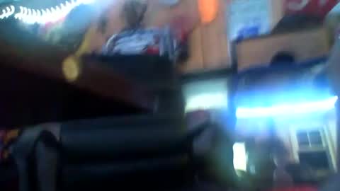 Snapshot of osonasty_ chatting on August 5, 12:57 am Wes online show from August 5, 12:57 am