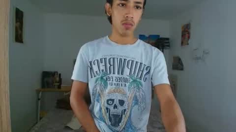 ostin 18hot online show from July 29, 9:35 pm
