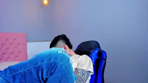 Snapshot of ostinmills chatting on December 10, 5:22 pm Ostin baby online show from December 10, 5:22 pm