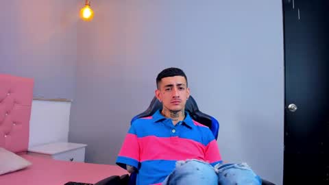 Snapshot of ostinmills chatting on December 12, 12:55 pm Ostin baby online show from December 12, 12:55 pm