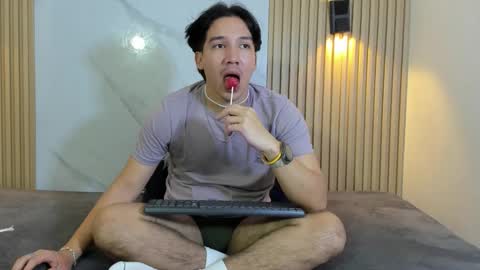 Snapshot of otto_andrew chatting on February 6, 7:50 pm Otto Andrew online show from February 6, 7:50 pm