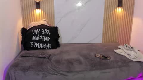 Snapshot of otto_andrew chatting on February 19, 11:34 pm Otto Andrew online show from February 19, 11:34 pm